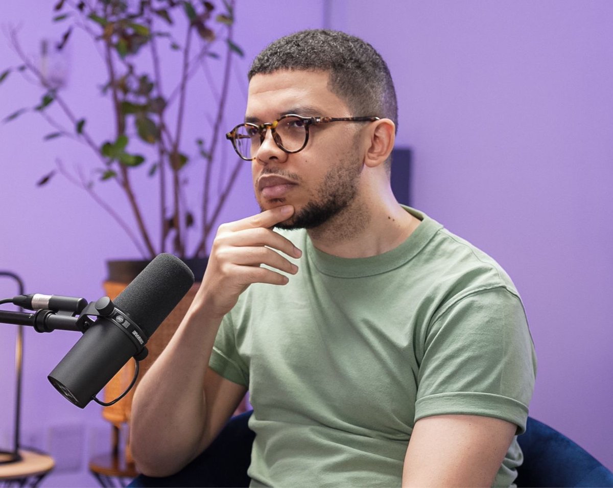 SizweMpofuWalsh's tweet image. Next guest on @_SMWX is Rob Hersov. Drops Wed at 9am. Ayeye! 🔥