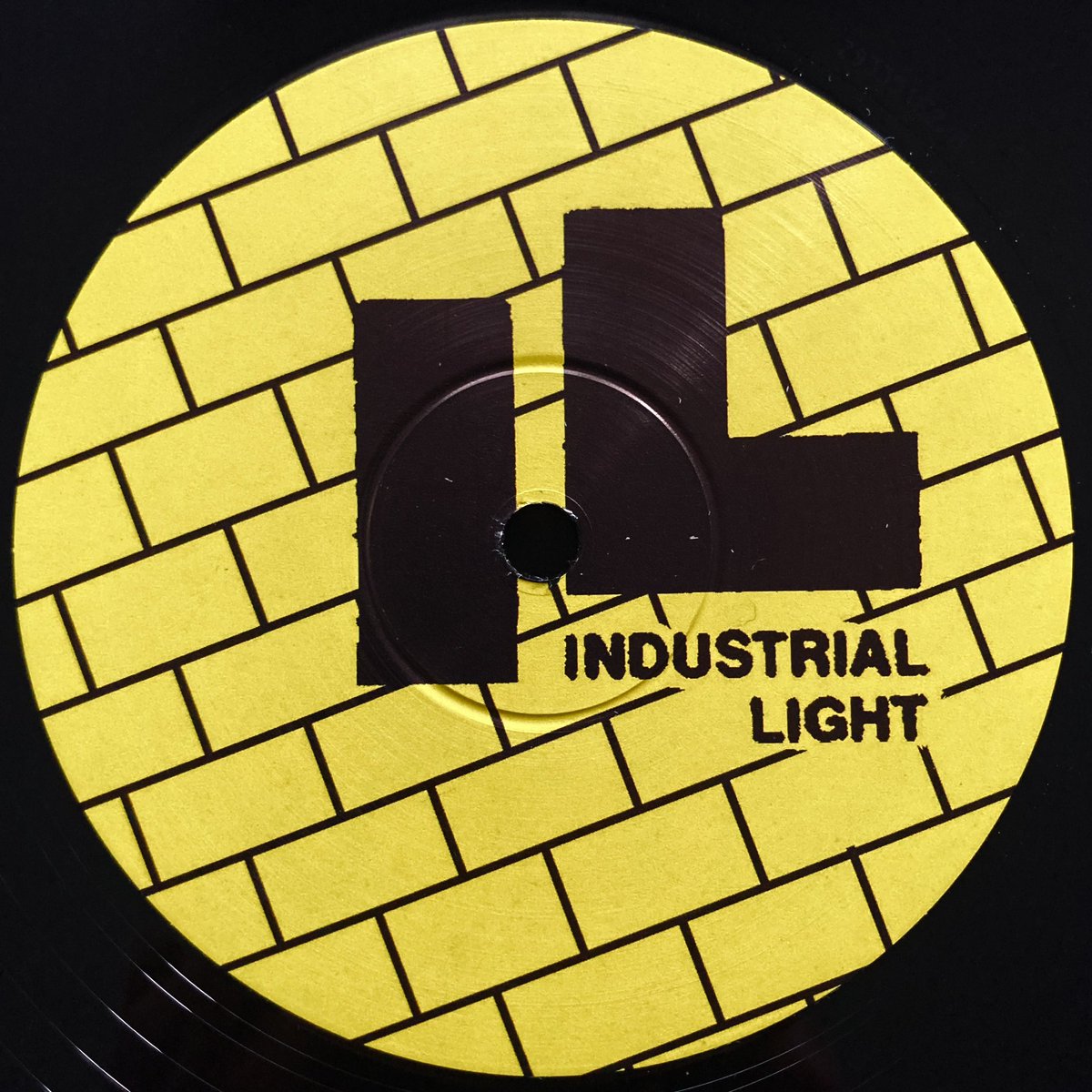 AleqsNotal's tweet image. It’s out in Paris @Syncrophone !!!