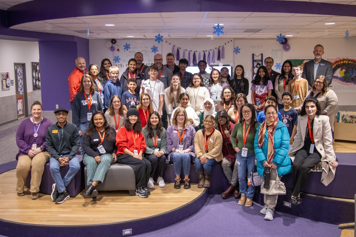 Allen_ISD's tweet photo. The Allen ISD Leadership Academy recently toured the AISD Service Center, learning about the district's behind-the-scenes operations. They also visited Evans Elementary to explore the features and improvements of a fully renovated campus. https://t.co/Em1gVEkF4x