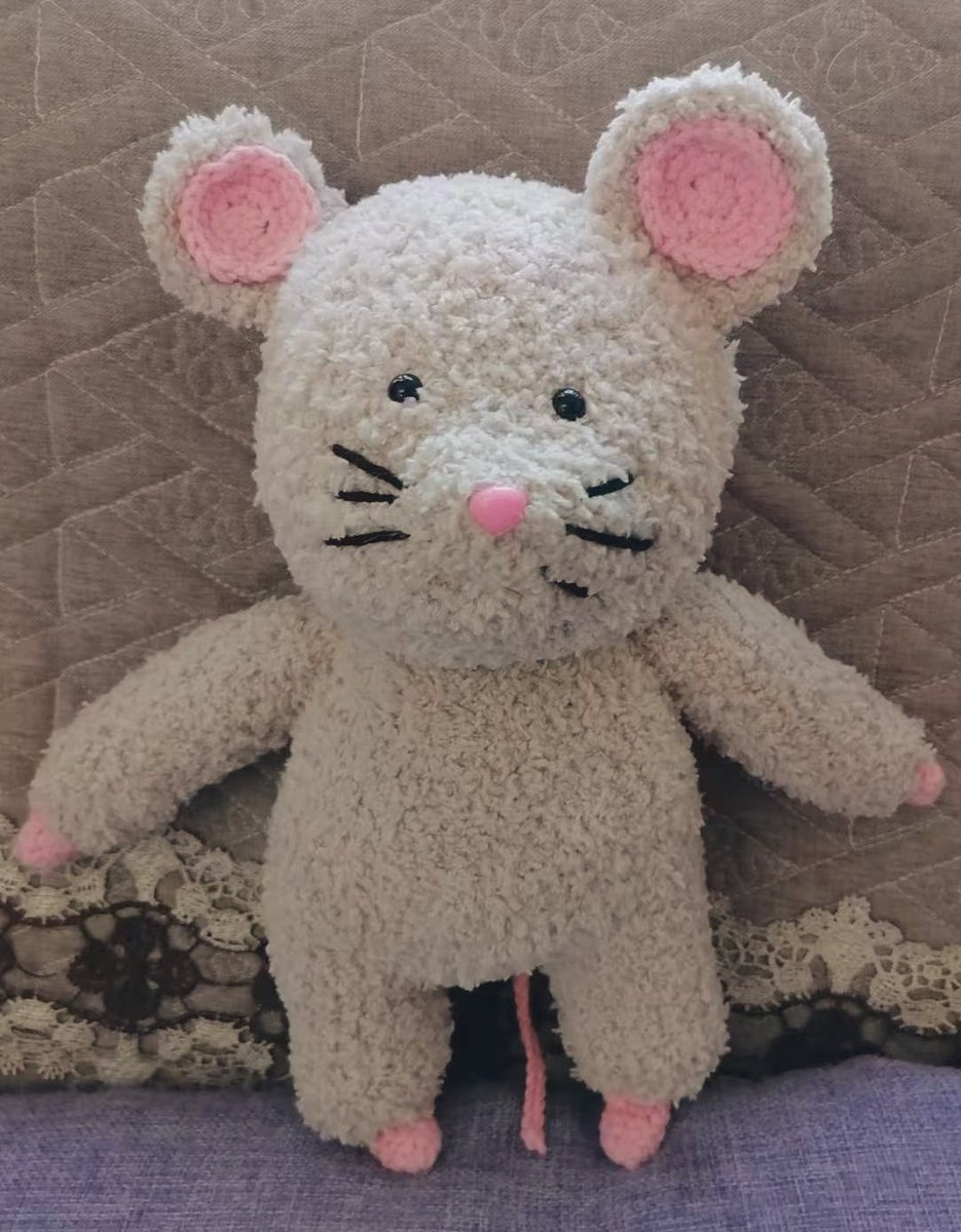 apunokagi's tweet photo. 🐭❤️ https://t.co/rZqT8KMobp