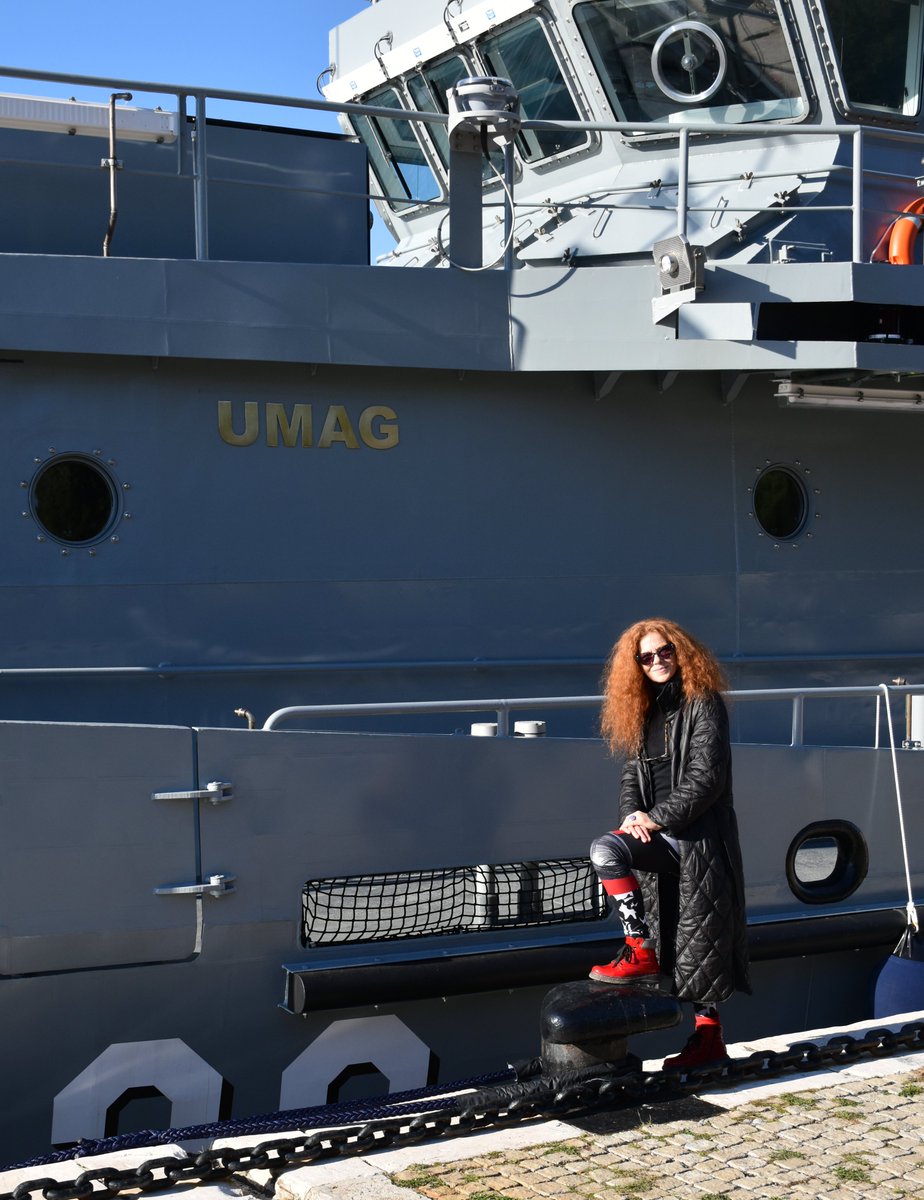 Mir i ljubav svima ❤️

#Hrvatska #brodogradnja #Brodosplit #obalniophodnibrodovi #OOB32Umag #Hrvatskaratnamornarica #HRM #MORH #Split #Dalmacija #mojadomovina #Škveranka