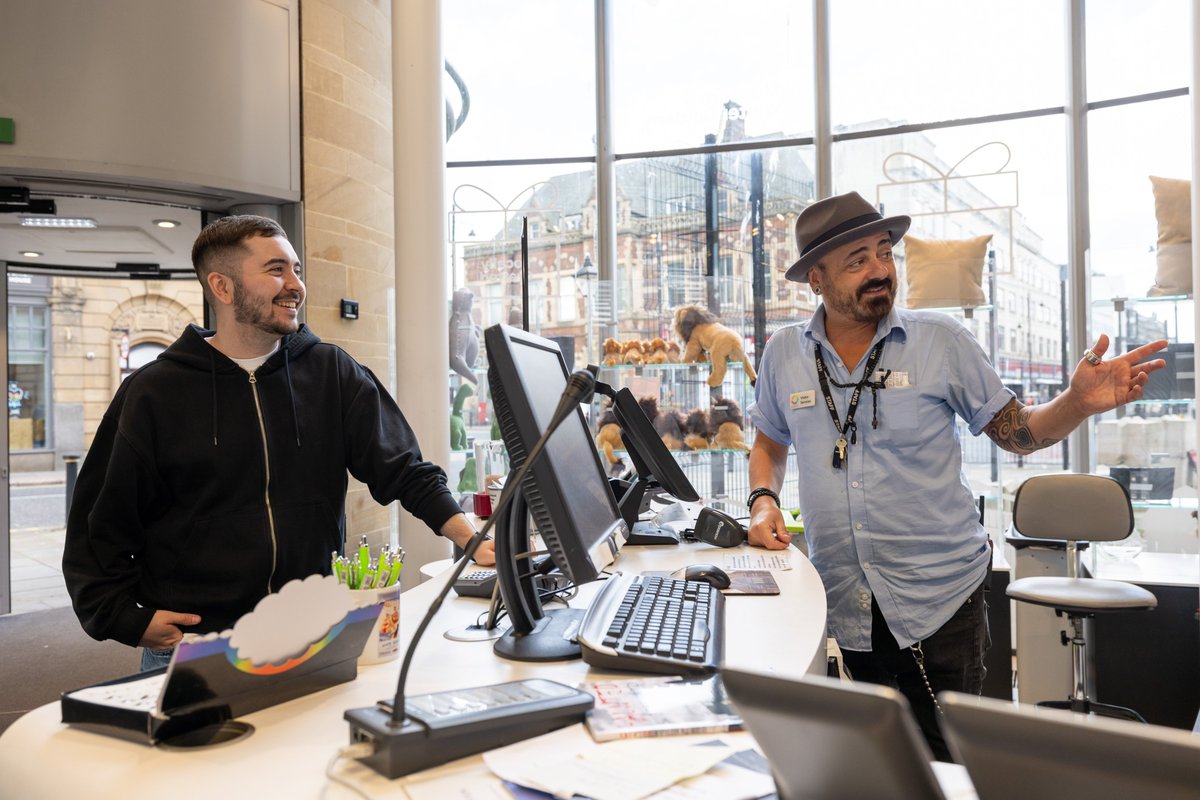 Sunderland Museum (@sundmuseum) on Twitter photo Come and join our team!
<a href="/SunderlandUK/">Sunderland UK</a> are looking to recruit Visitor Services Assistants to join the team here.
If you enjoy creating a welcoming, inclusive, and engaging experience for all visitors then this is the role for you!
Find out more 👇
northeastjobs.org.uk/job/Visitor_Se… Come and join our team!
<a href="/SunderlandUK/">Sunderland UK</a> are looking to recruit Visitor Services Assistants to join the team here.
If you enjoy creating a welcoming, inclusive, and engaging experience for all visitors then this is the role for you!
Find out more 👇
northeastjobs.org.uk/job/Visitor_Se…