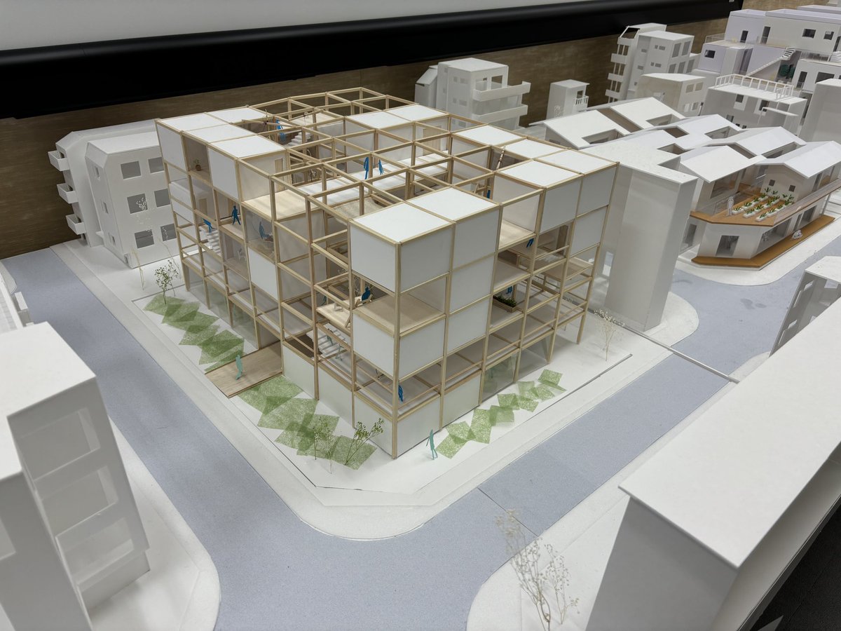 2年生設計課題「池袋に建つ集合住宅」最終プレゼン選出作品の一部です