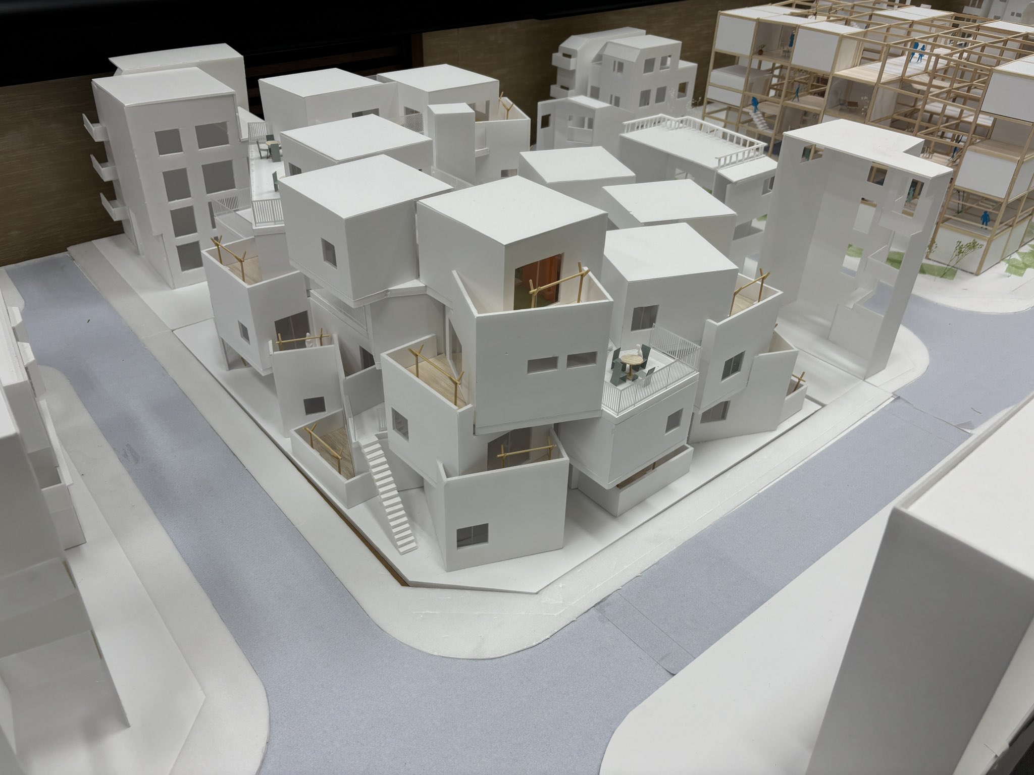  特価ブログのポータルサイト 東洋大学 建築学科 on X:  建物