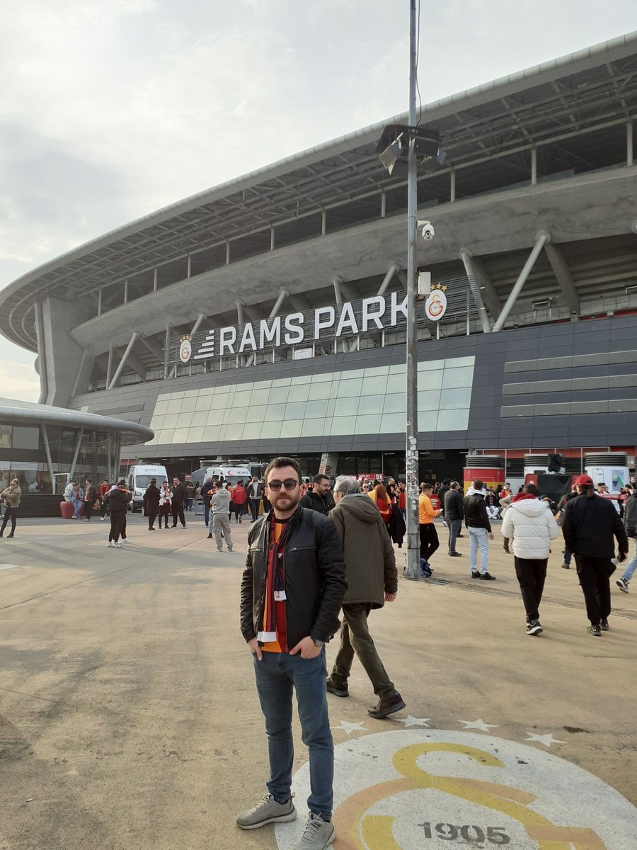 Avrupa'nın kralı olduk! ❤💛
Galatasaray Dinamo Kiev