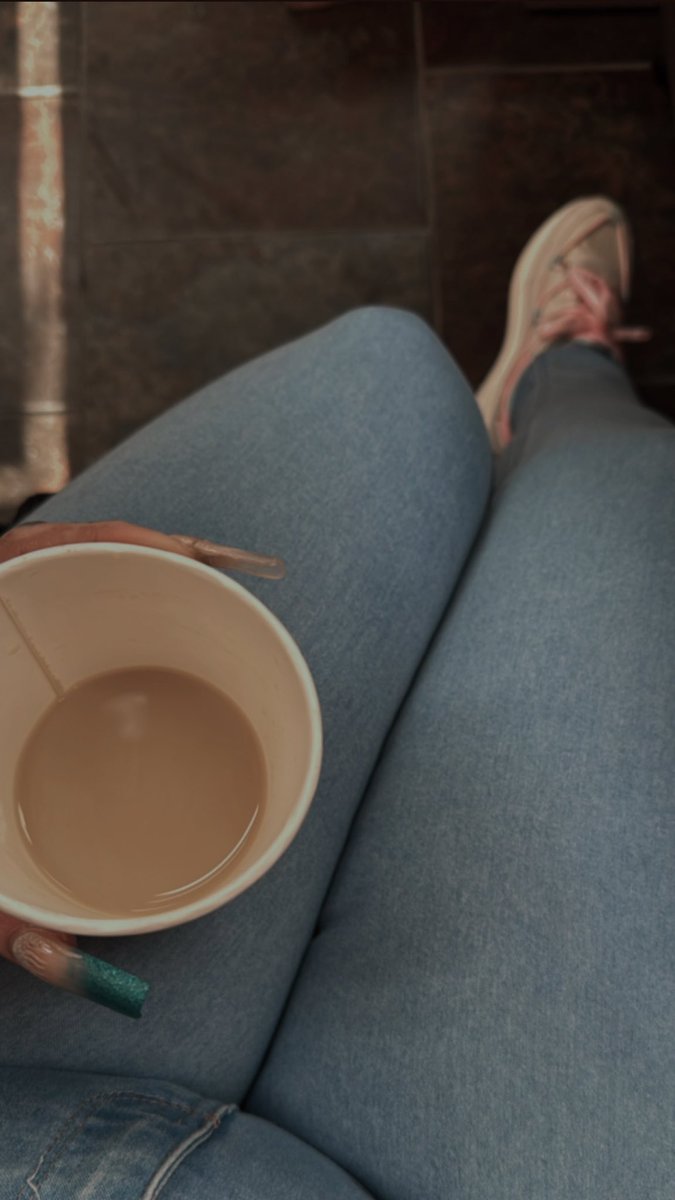 obeyKyra's tweet photo. Thick thighs &amp; coffee 🥰 #walletdrain 

Findom spoiled brat 
Spoil me https://t.co/SM03yK9VNG