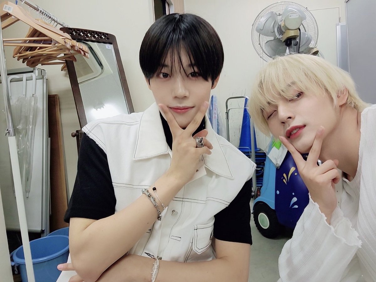 fantasyboys_mem's tweet photo. [#홍성민] 

HBD 카리카리형 
서바이벌 함께 고생했고 앞으로도 잘 지내 보자구용~~❤️

#FANTASYBOYS #판타지보이즈
#HONGSUNGMIN https://t.co/MwjqgONHjK