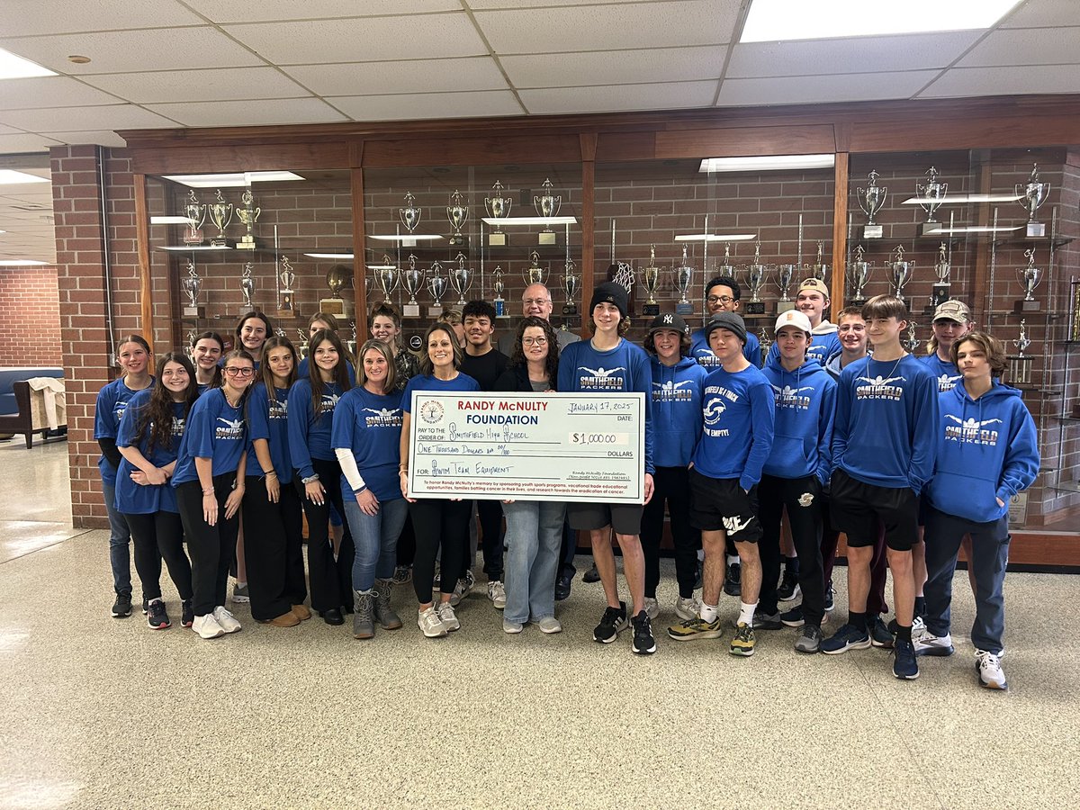 🏊Thank you Mr. McNulty from the Randy McNulty Foundation for your generous donation to the Smithfield Swim Team🏊‍♀️