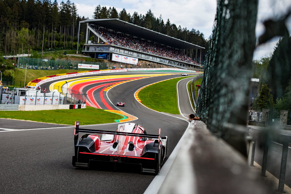 FIAWEC's tweet photo. Porsche portraits from 2024 ⏪📸

Can @PorscheRaces #6 retain the Hypercar Drivers’ Championship title this year? 👀

#WEC #Porsche https://t.co/dCs0G1jW2Q