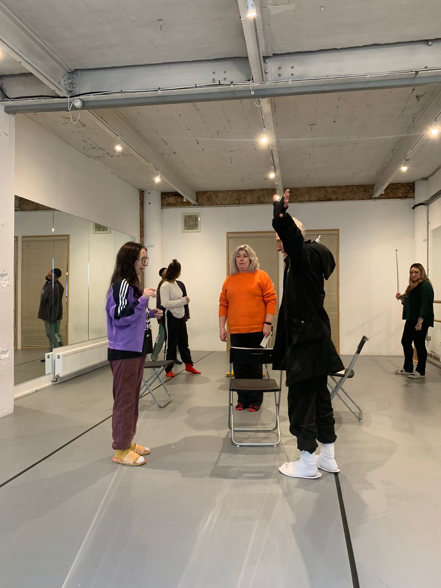 RhiannonFaith's tweet image. 📍 Back in the studio

Preparing to show a few sections of Lay Down Your Burdens at @fabricdance’s Talking Thinking Dancing event this week 🎻

Shout if we are going to see you there 🙋‍♀️