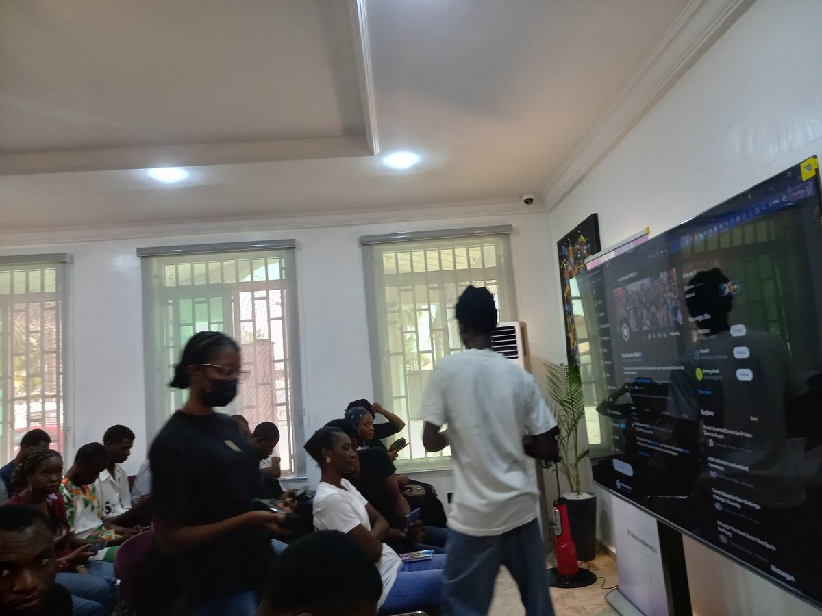 amizeey_'s tweet photo. Attending the first #ODBoostMeetup at @the_buidl
#Web3
#Blockheader https://t.co/RPiZ8NSr8b