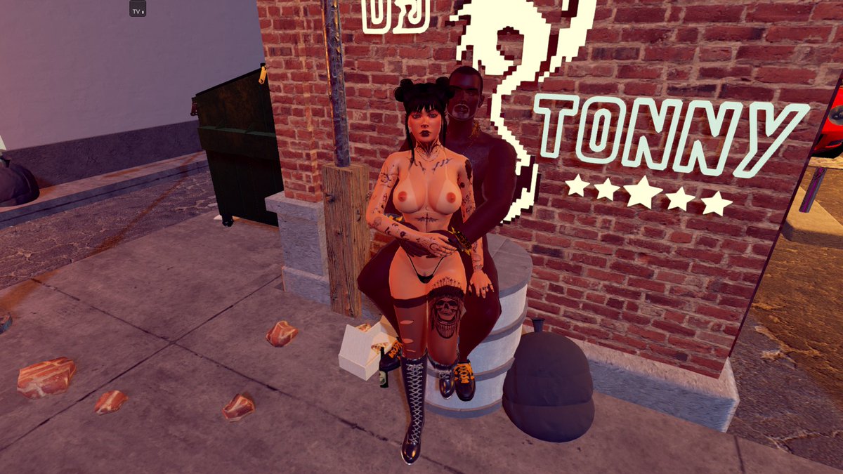 Matando a saudade com essa gatinha.