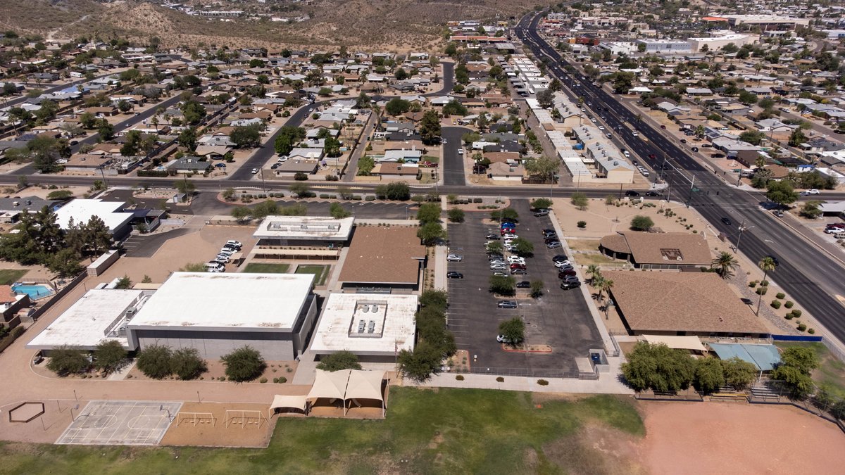 CDMedia15's tweet photo. Some old drone photos of the Scottsdale Bible Church Cactus Campus. #dronehour #dronephotos #dronephotography #SmallBusiness #Phoenix https://t.co/0hh8BZc3id