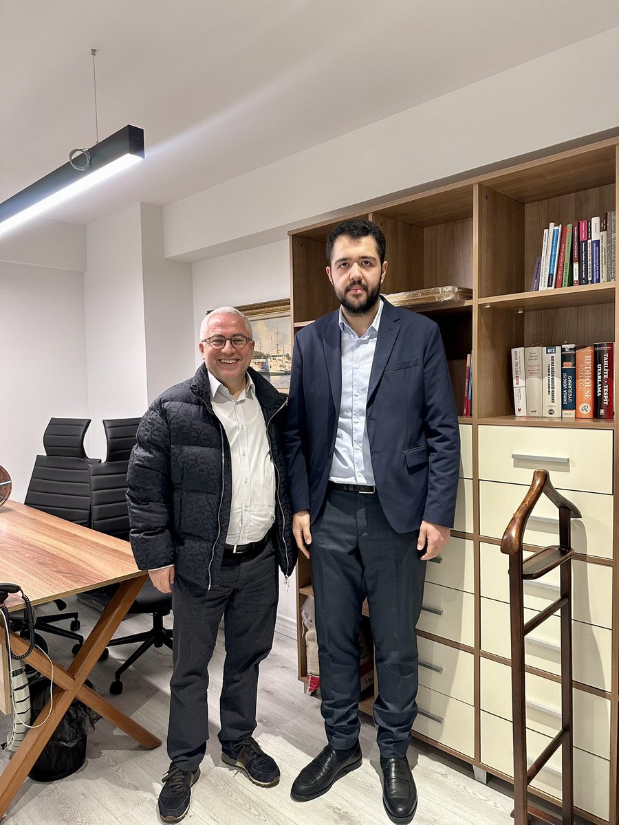 Orduspor Eski Efsane Başkanı ve Sözcü Gazetesi Yazarı Değerli Büyüğümüz Nedim Türkmen Kartalkaya’daki otel yangınında ailesi ile birlikte hayatını kaybetti. Nedim hocamıza, ailesine ve yangında hayatını kaybedenlere Allah rahmet eylesin, mekanları cennet olsun İnşallah.