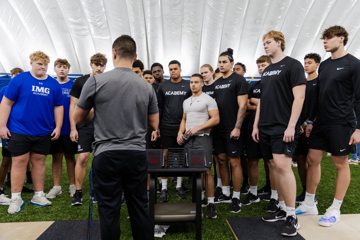 NFL Academy tweet media