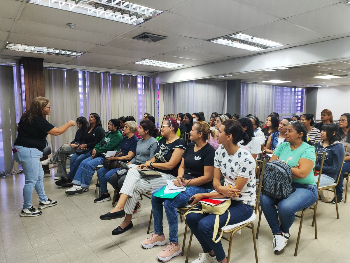 IncesBolivar2's tweet photo. Ya iniciamos las formaciónes 2025 en las diferentes áreas, enseñando la técnica y la esperanza que transforma.#FormaciónTécnicaProfesional #Inces #PtoOrdaz 

@NicolasMaduro 
@eduardopiate2
@WuikelmanAngelP 
@JorgePerezVEN 
@Incesocialista 
@NubiaPereda https://t.co/lZRPGXvRvW