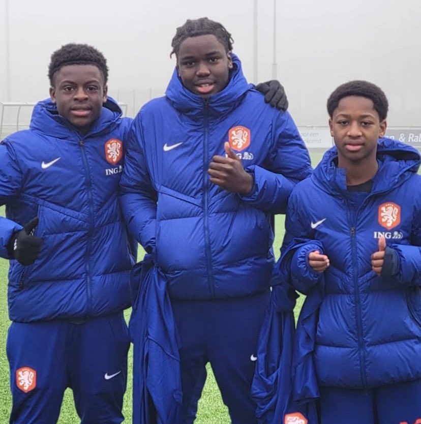 darwizzyscout's tweet photo. Denzel Darko (ATT), Fejokwu (DC/🏴🇳🇱) et Souhel Kake (BU/AG) sur la même photo c’est juste incroyable. https://t.co/7BupNbWAa7