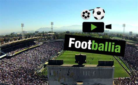 ScoutVasco's tweet image. O Footballia tem 4 jogos do Loide Augusto em seu acervo.

Ainda não terminei de assistir, mas o que vi até agora não é animador. Trata-se de um ponta cuja principal característica é a força física. Falta refino técnico para passes, cruzamentos, dribles curtos e finalização.

É um