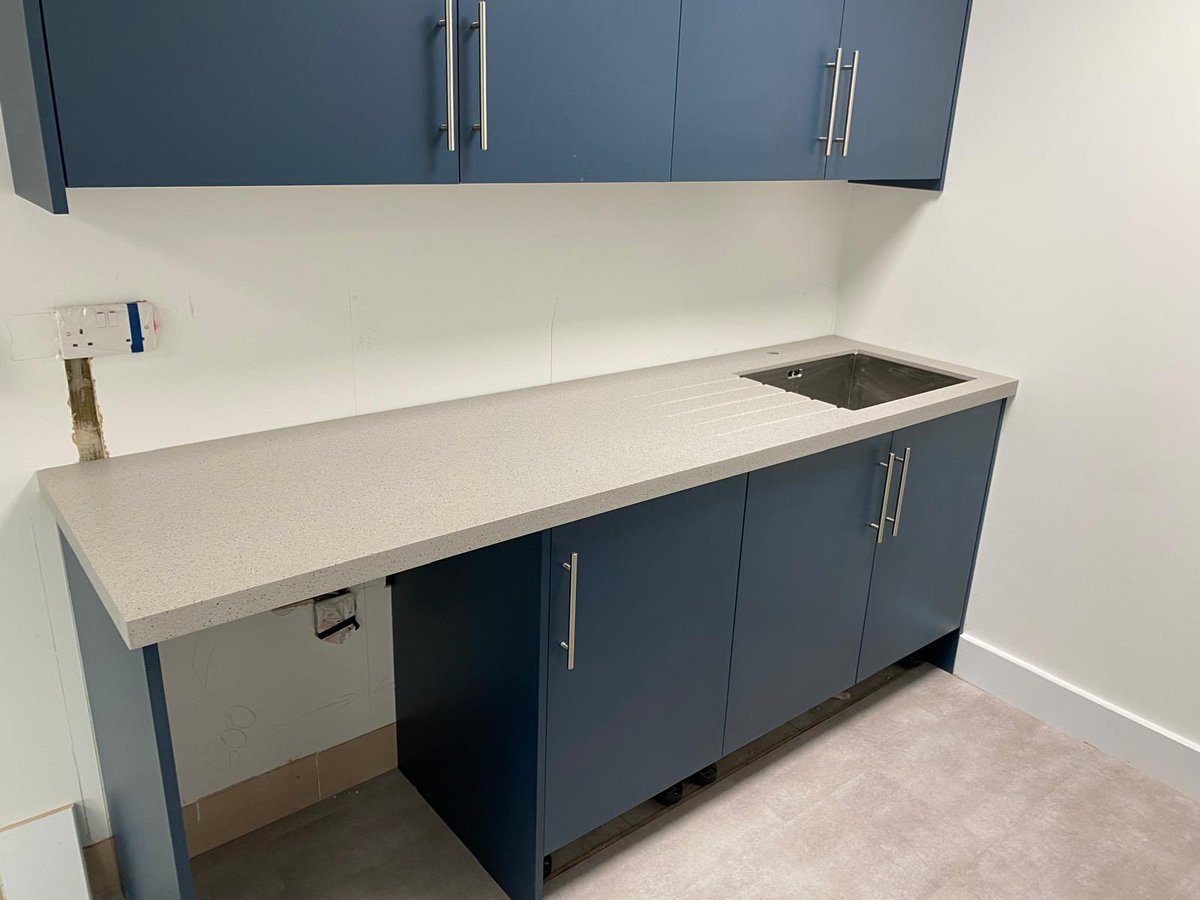 Jackman4Worktop's tweet photo. Hanex Juno worktops manufactured by us and installed on two different floors in an industrial unit in Chelmsford in early November 2024 https://t.co/elRwwxANEm