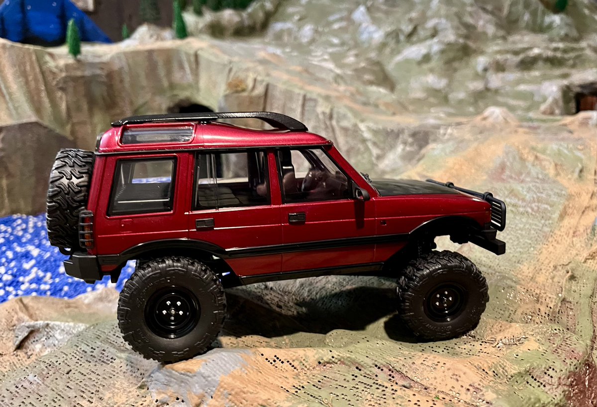 RC_Crawling's tweet photo. Fair RC FMS fcx24m Discovery Mod. 1/24th scale awesomeness! https://t.co/X3qG5i2AZ8