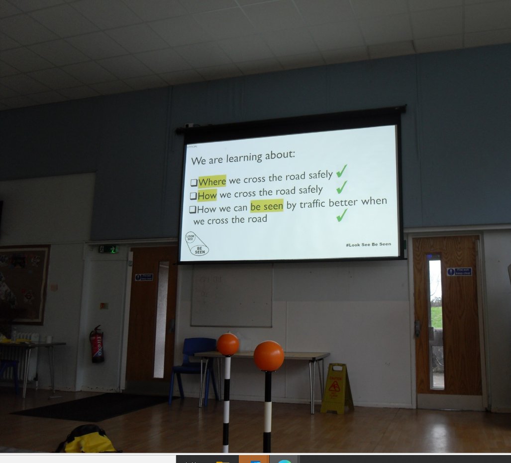 PlymRoadSafety's tweet image. It was a pleasure to visit your school @woodfieldplym 
Great energy and participation from the children at Woodfield for the road safety sessions. #stoplooklisten #greencrosscode 
@VisionZeroSW @plymhighways @plymotion