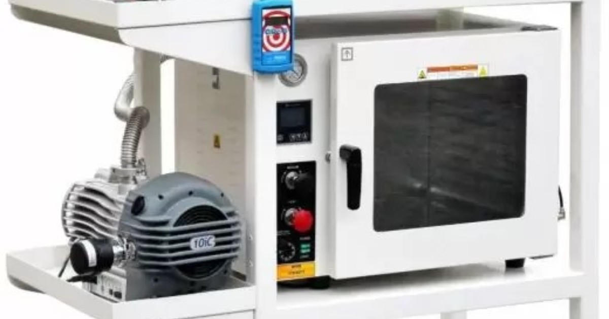 LabSupNet's tweet image. Looking for a good #VacuumPump to pair with a #VacuumOven? Here are the important things to consider when making that selection: labovens.net/blogs/blog/vac…

#LabManagement #LabEquipment