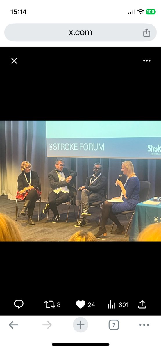 Rachael Daw 💙 tweet media