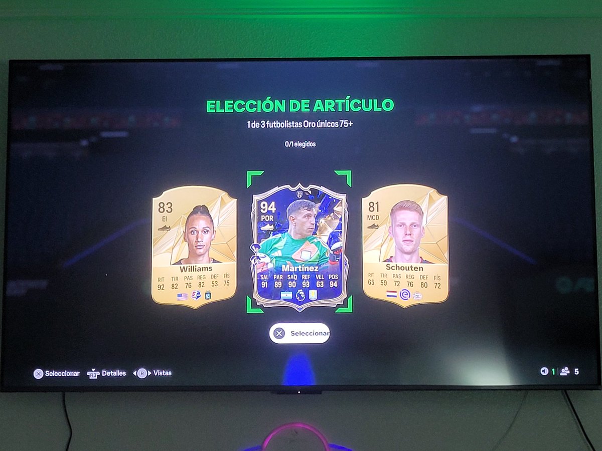 Stiiv96's tweet photo. @JuniorSintress Me hice a casillas 🤡 https://t.co/Ro3ji6tdbz