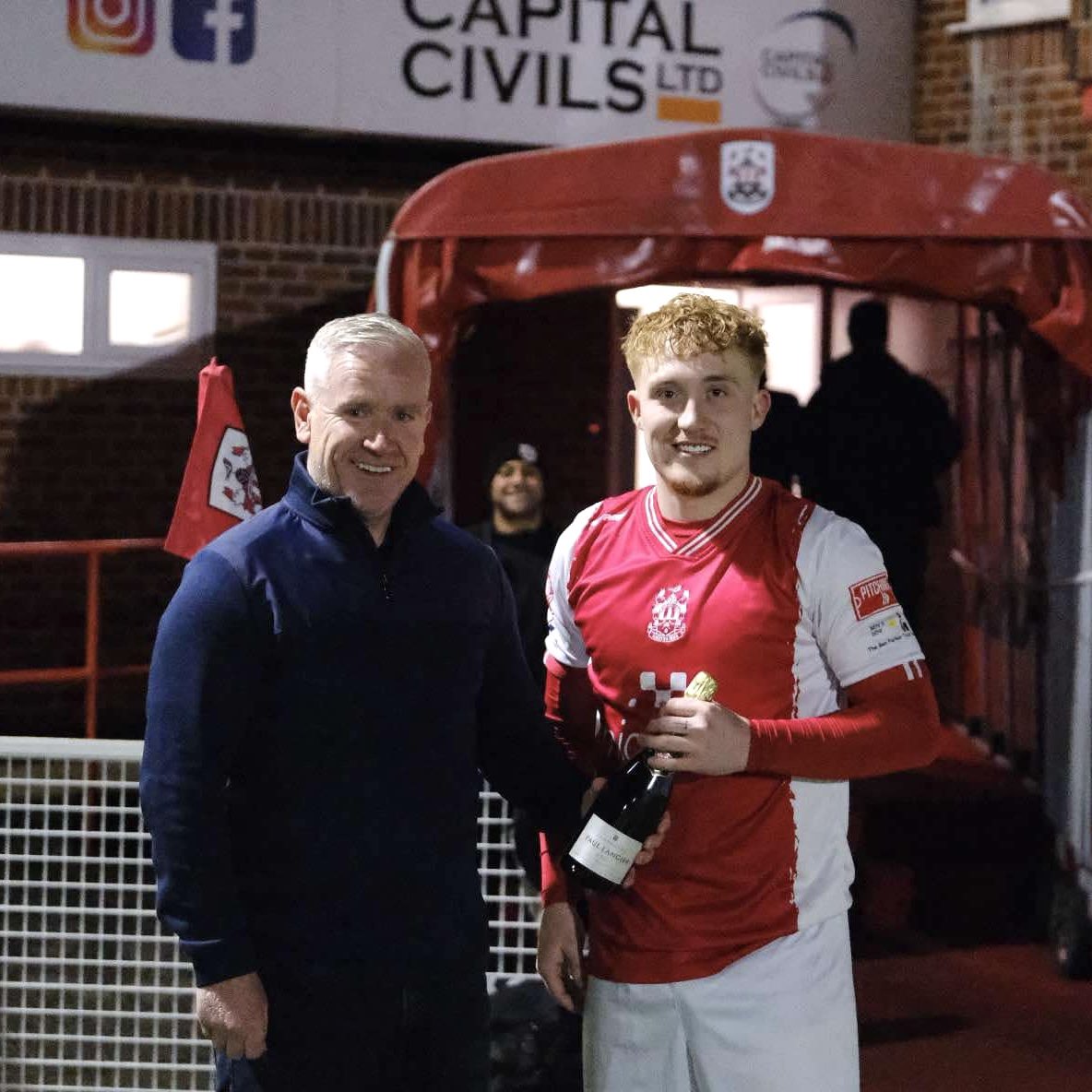 🍾 With today’s game in mind, Declan Eratt-Thompson makes his 100th appearance for the Robins.

Congratulations Dec, many more to come! 🙌

#OneTownOneClub