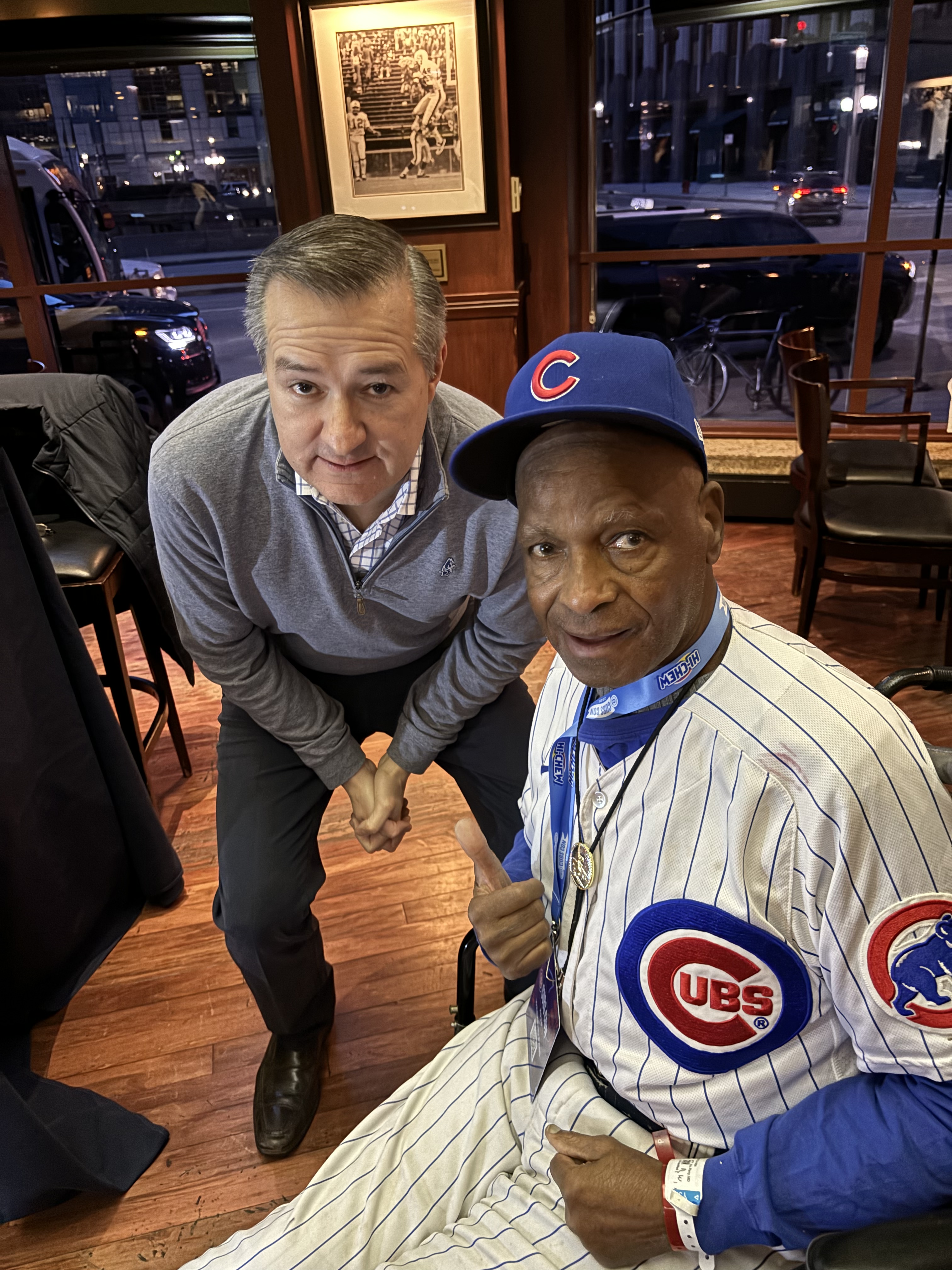 Mack Liederman on X: "Friends at last? 🐻❤️ Tom Ricketts agrees to a photo  with superfan Ronnie Woo Woo at the Cubs owner's meet-and-greet. In recent  years Woo Woo has been adored