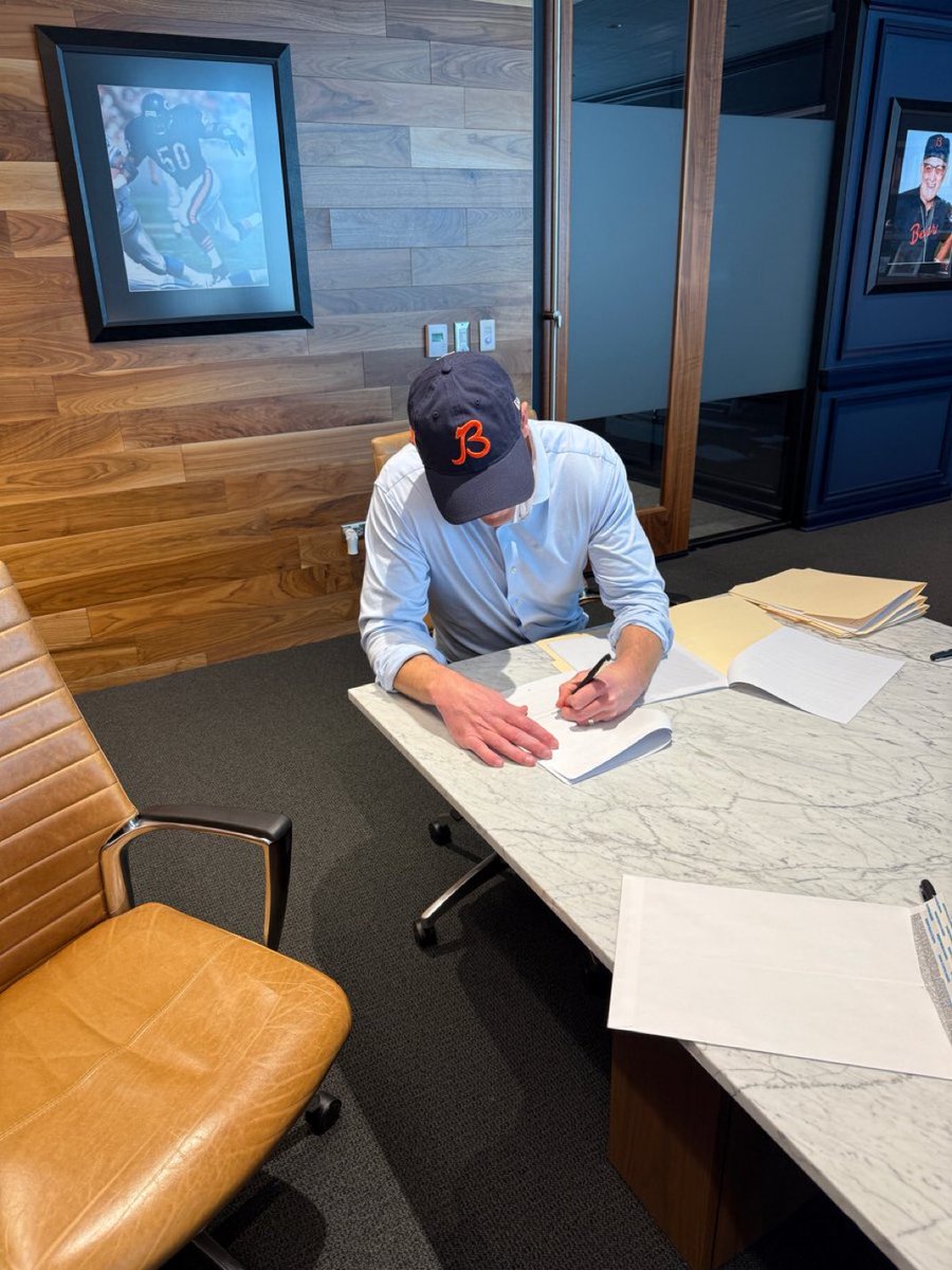 BearsNationCHI's tweet photo. ✍️✍️✍️ https://t.co/HxcsWqh4Sz