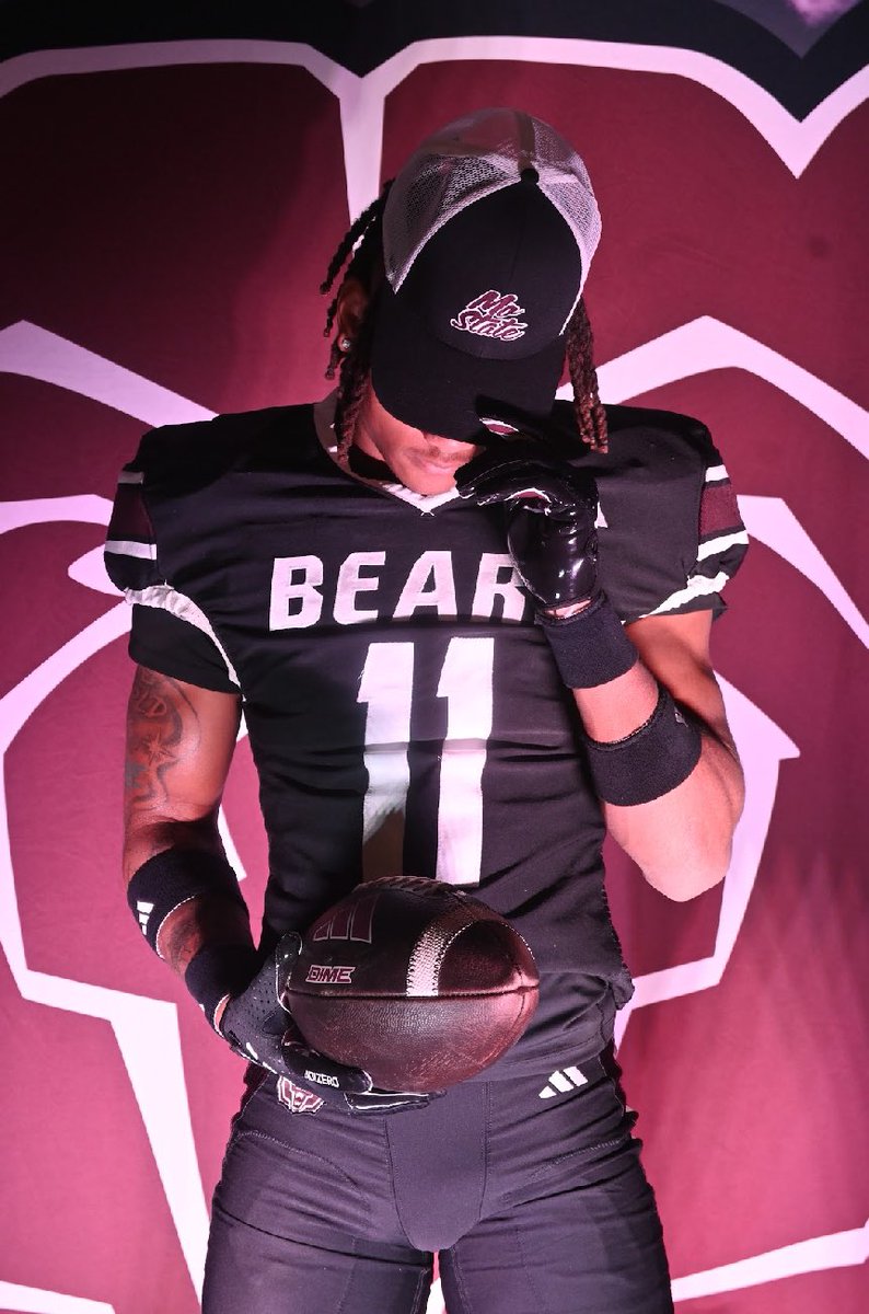 Haydon “Tank” Caston🌟 (@haydonfocused) on Twitter photo #AGTG After a great official visit and time spent in Mo state I am beyond blessed to say I have officially committed to Missouri State University !!
#outhitouthustle <a href="/MoStateFootball/">Missouri State Football</a> <a href="/Ry_Beard/">Ryan Beard</a> <a href="/CoachThomas_MSU/">Tramain Thomas</a> <a href="/IC_PioneersFB/">Iowa Colony Football</a> <a href="/coachrgarza/">Ray Garza</a> <a href="/DubG18/">Will Gulley</a> #AGTG After a great official visit and time spent in Mo state I am beyond blessed to say I have officially committed to Missouri State University !!
#outhitouthustle <a href="/MoStateFootball/">Missouri State Football</a> <a href="/Ry_Beard/">Ryan Beard</a> <a href="/CoachThomas_MSU/">Tramain Thomas</a> <a href="/IC_PioneersFB/">Iowa Colony Football</a> <a href="/coachrgarza/">Ray Garza</a> <a href="/DubG18/">Will Gulley</a>