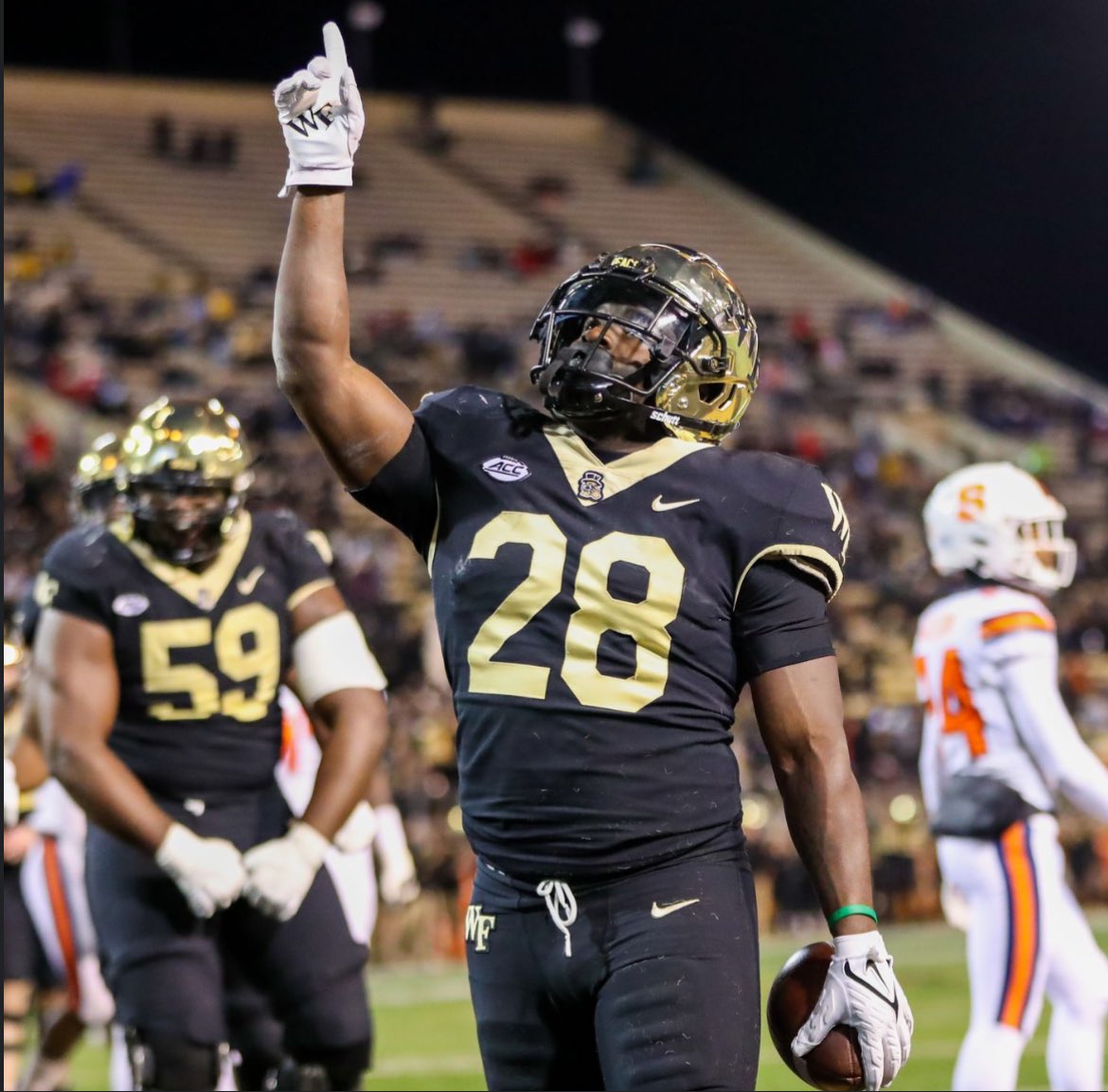 Blessed to receive an offer from Wake Forest!! <a href="/WakeFB/">Wake Forest Football</a> <a href="/dpfootball/">DePaul Football</a> <a href="/mbright44_/">Michael Bright</a>