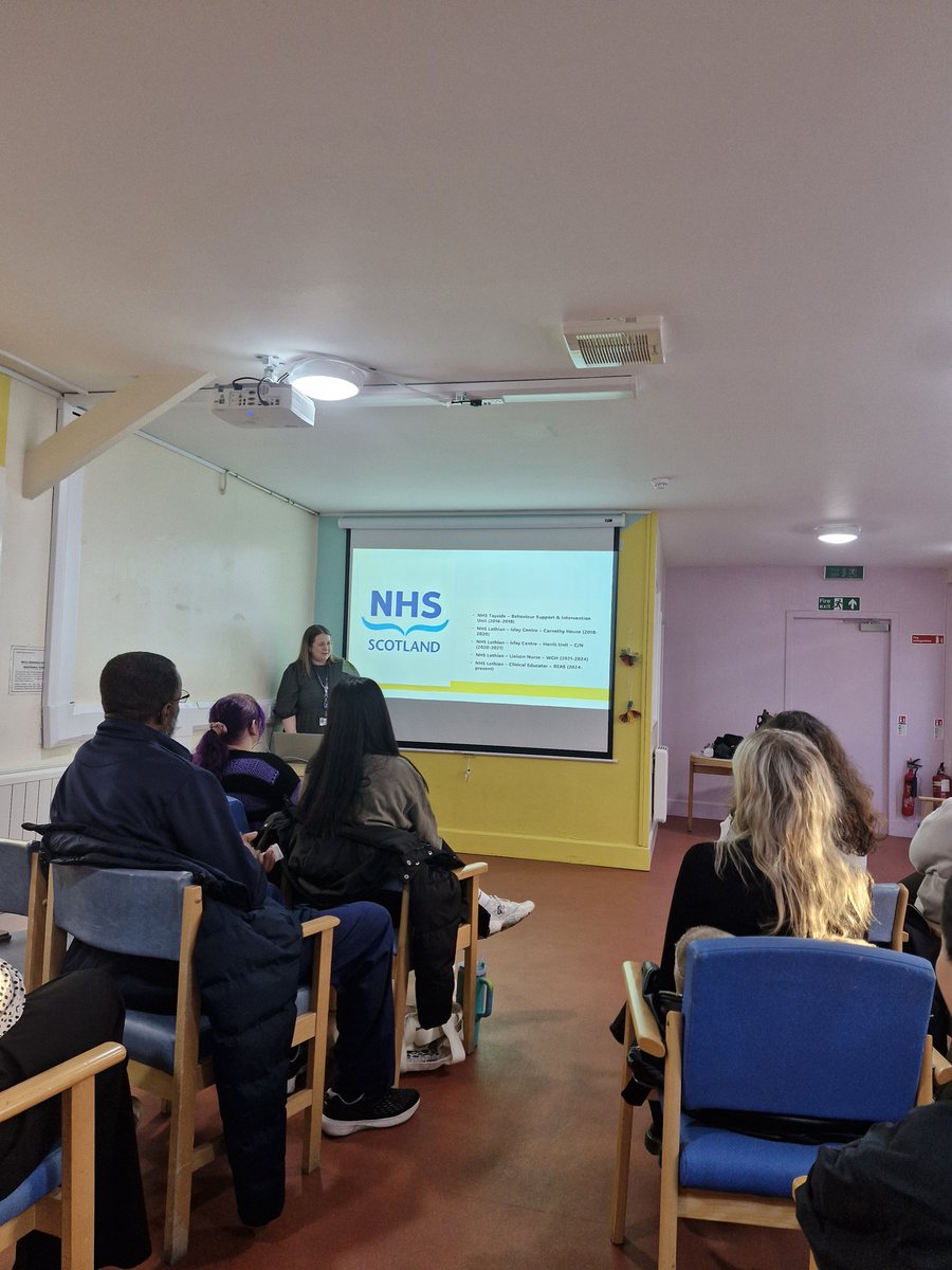 LisaGra97630833's tweet photo. Fantastic LD NQN Induction day within REAS today. Thank you @RachelBrannan27 for pulling us all together @REAS_NHSLothian @CraigStenhouse1 @scott_taylor70 @_jacquelinetee #nhslothian https://t.co/CB3Tw0UDGg