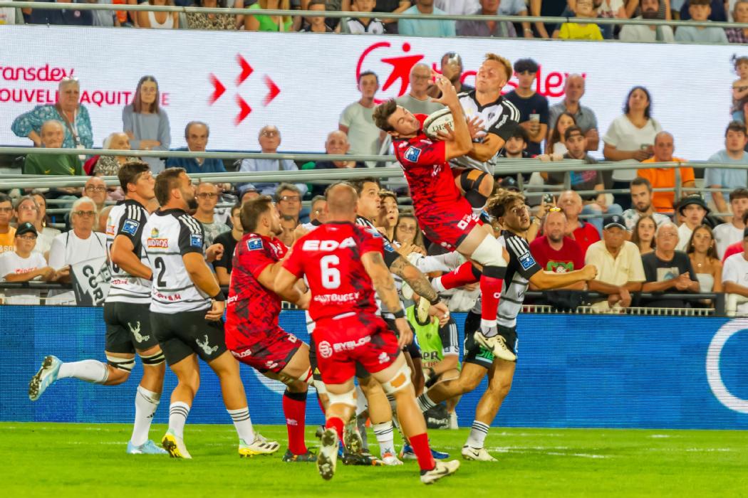 LaMontagne_TDS's tweet photo. Rugby | Pro D2
Pas de chance pour le CA Brive, Oyonnax est en pleine forme depuis les quatre dernières journées #USOCAB
▶️https://t.co/EWIsZ9eTEH https://t.co/r7TPXuz4zG