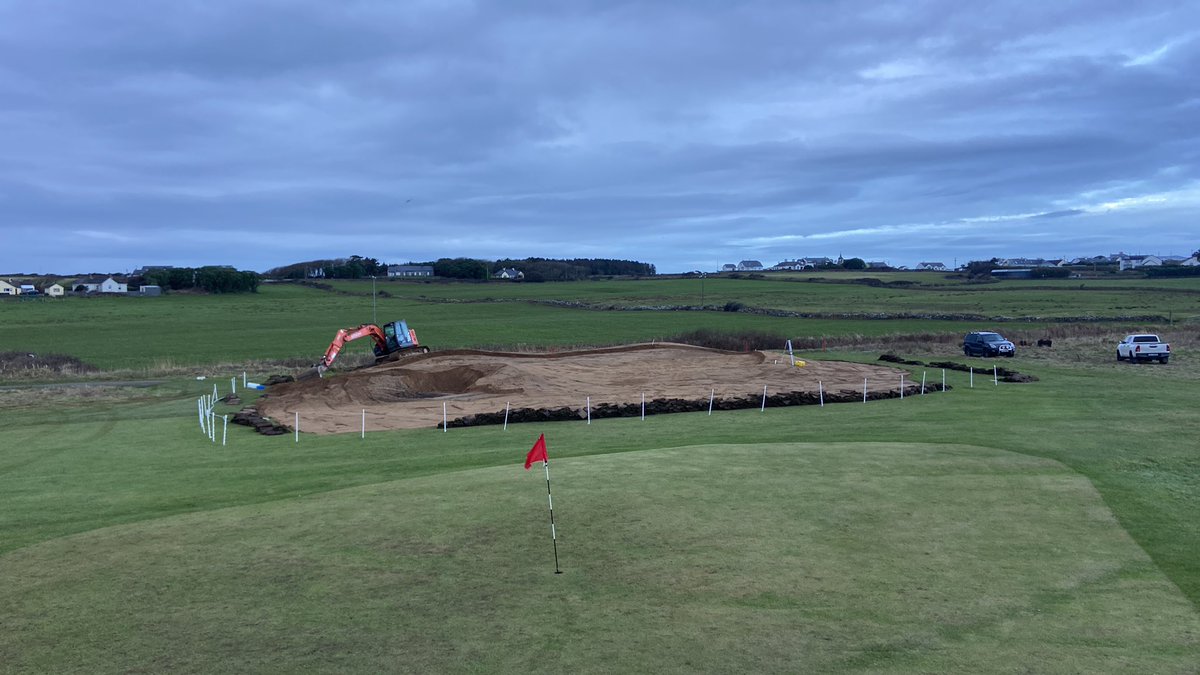 Davidonsitegolf's tweet photo. Then over the weekend we start to see the new green appear and also the redevelopment of some tees. Looking forward to getting to the finishing and grassing which will showcase the final product. Big shoutout to friends who took time to give me a dig out!!#golfdesigners&amp;builders https://t.co/8ckPii7gAH
