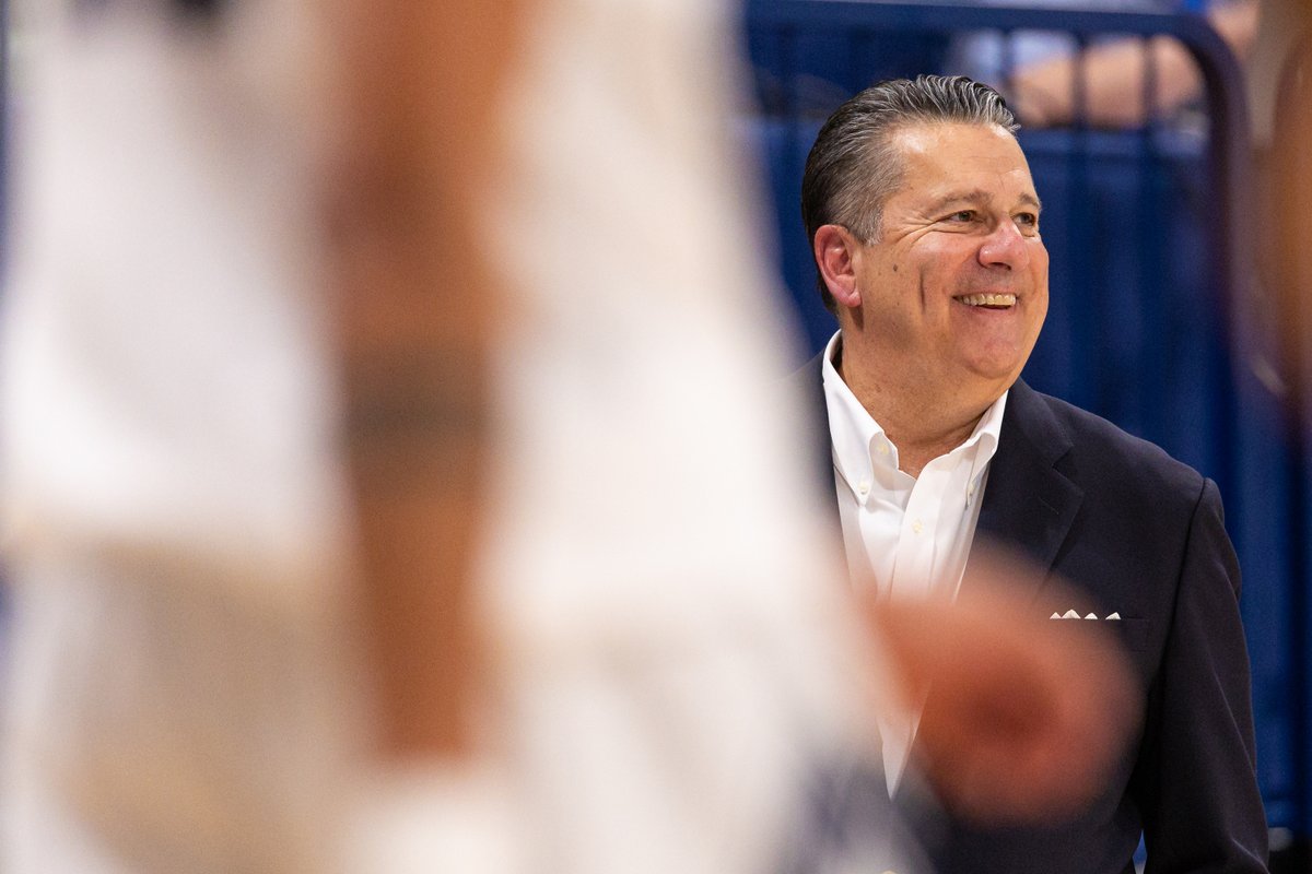 Our fearless leader 🫡

HAPPY BIRTHDAY to the reigning #MAACHoops Coach of the Year! Enjoy it Coach P!