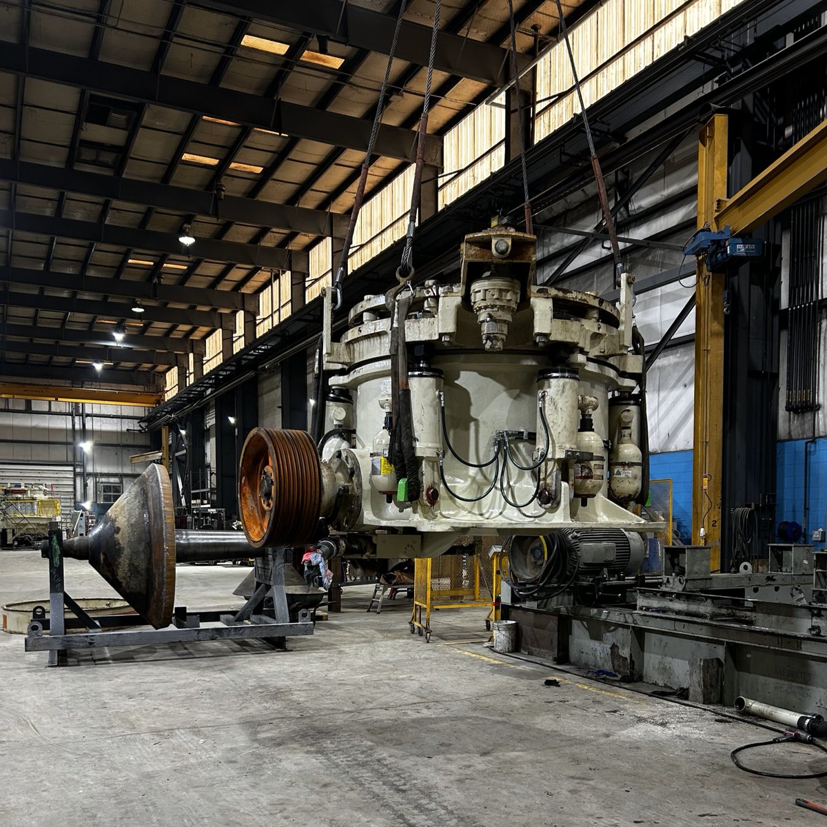 At Crushers Plus, we’re committed to delivering the highest quality equipment rebuilds. Each piece is carefully tested on our test stand to ensure it meets the highest standards of performance and reliability.  💪 crushers-plus.com