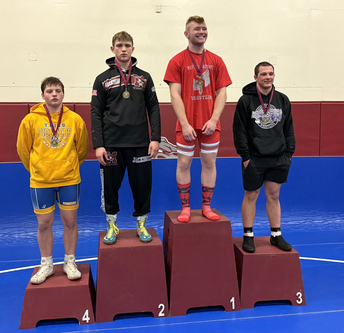Congratulations to freshman Danny Jackson and junior Max Wolter for placing at the Carmi White County Invitational yesterday!  Jackson finished 2nd at 190 pounds and Wolter placed 4th at 150 pounds. #redbud132 <a href="/TheBUDAthletics/">Red Bud Athletics</a>