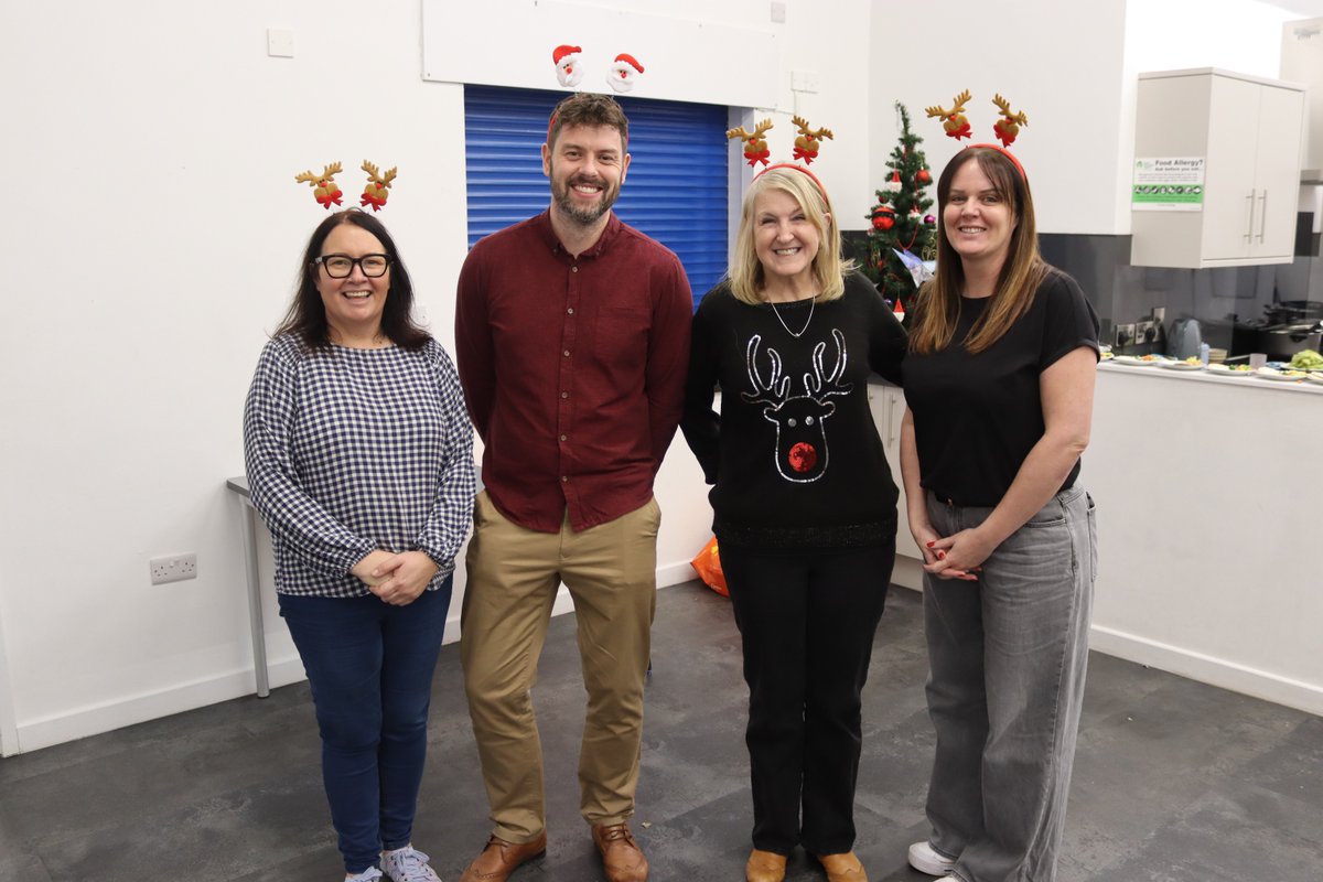 🤝 Strong Partnerships Ahead 🤝

Our Community Enabler Team is excited to keep working with Churchill Environmental! 👏 Gina and Sean helped at our Community Christmas Meal, showing their #commitment to social value. Gina will soon plan more #volunteering projects with us! 📆