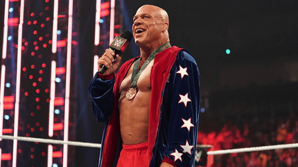 topropetimes's tweet photo. Mientras hablaba en el podcast Insight, @ChrisVanVliet preguntó a Kurt Angle si cree que WWE le llamaría para hacer un segmento con John Cena este año, preguntando:» 
¿Crees que podrías recibir una llamada de WWE en algún momento de este año para hacer un segmento con él?»

Angle respondió:
«Sí, eso podría ser posible. Si necesitan que haga algo así, está bien». Así es, de hecho me llevaron a la televisión por mi cumpleaños hace un par de años. 

Luego me trajeron para rociar a Chad Gable y Otis con leche, lo que hice con Gable Steveson. Así que estuve un par de días. Normalmente, cuando vienen a Pittsburgh para la tele, me llaman y me dicen: 'Oye, ¿harías algo?».

#WWE #WWERaw #WWENXT #WWEOnNetflix #SmackDown #SmackDownOnNetflix #ChadGable #GableSteveson #KurtAngle #Insight #ChrisVanVliet #wrestling #wrestlingcommunity #wrestlingverse #news #Noticias #LuchaLibre #prowrestling #JohnCena #JohnCenaFarewellTour