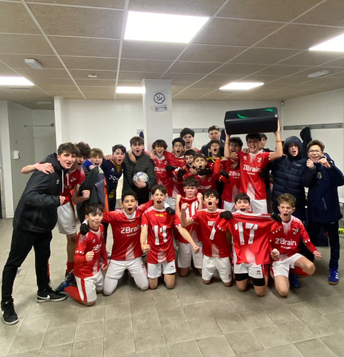 C.F. Hernán Cortés tweet media