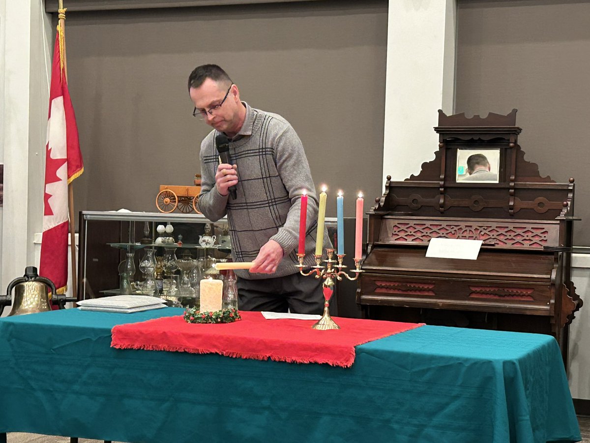 MVilleHistory's tweet photo. Thank you to everyone who joined us for our installation of officers and pioneer of the year ceremony last night. Congratulations to all returning members, especially our newest board member Daniel Lucier.

Congratulations as well to 2024 pioneer of the year Peter Condyles! https://t.co/A4Bgk81nMH