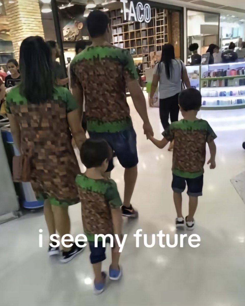 LINDA all the time (@lindaallthetime) on Twitter photo 