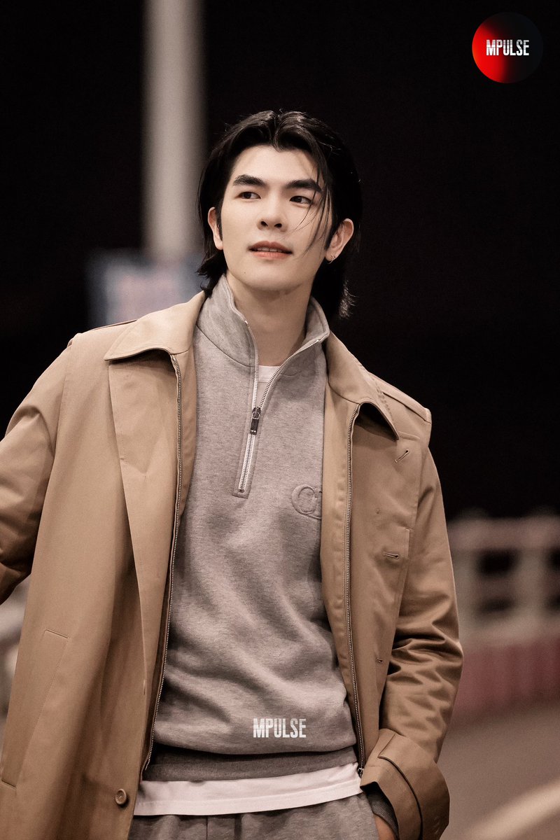 mpulsemileapost's tweet image. 𝟐𝟓𝟎𝟏𝟐𝟏 ✈️🇫🇷

MILE AIRPORT LOOK

#MileApoFlytoDiorWinter25
#MilePhakphum @milephakphum