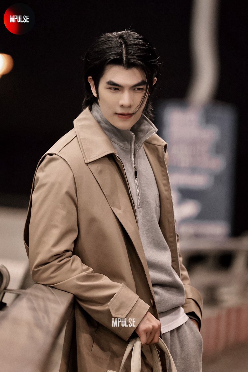 mpulsemileapost's tweet image. 𝟐𝟓𝟎𝟏𝟐𝟏 ✈️🇫🇷

MILE AIRPORT LOOK

#MileApoFlytoDiorWinter25
#MilePhakphum @milephakphum