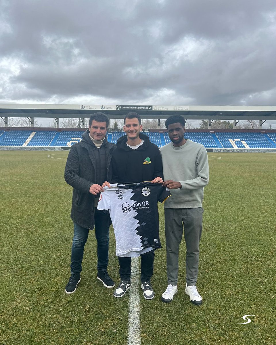 NEW TRANSFER ‼️

<a href="/victormoyam10/">Víctor Moya Martínez</a> , nuevo jugador de <a href="/UnionistasCF/">Unionistas de Salamanca CF</a> 🖤🤍

Vamos a por todas, Chuca!