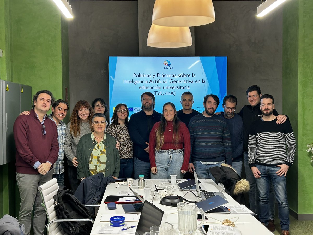 🚀 Los días 20 y 21 de enero hemos celebrado la primera reunión presencial del proyecto EdU-InA en la <a href="/unicomplutense/">Complutense</a>. Revisamos el estado del proyecto, trabajamos en los objetivos activos y planificamos los próximos pasos. ¡Seguimos avanzando juntos! 💡 #EdUInA #Investigación