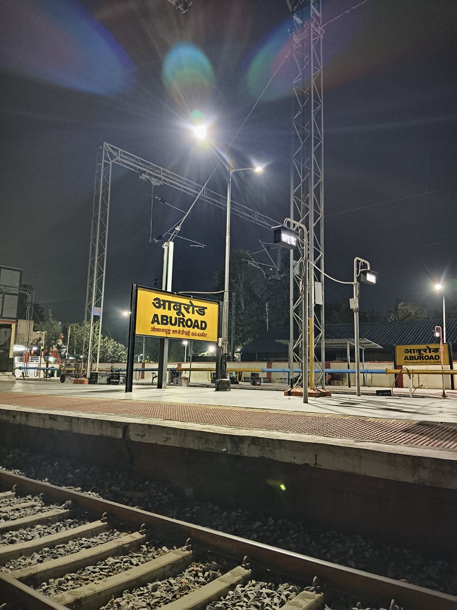 Skumar1818's tweet photo. जब RRB RRC भर्ती के लिए एक ही परीक्षा एक ही दौड़ एक ही मेडिकल के फिर विभागीय पदोन्नति में भेदभाव क्यों...
ट्रैकमैन भी शिक्षित है #LDCE_pen_to_all देना होगा।
#Justice_For_Trackman #Ldce_Open_To_All
@RahulGandhi @PMOIndia  @AshwiniVaishnaw @narendramodi @INCIndia @BJP4India https://t.co/kcA10c6YwB