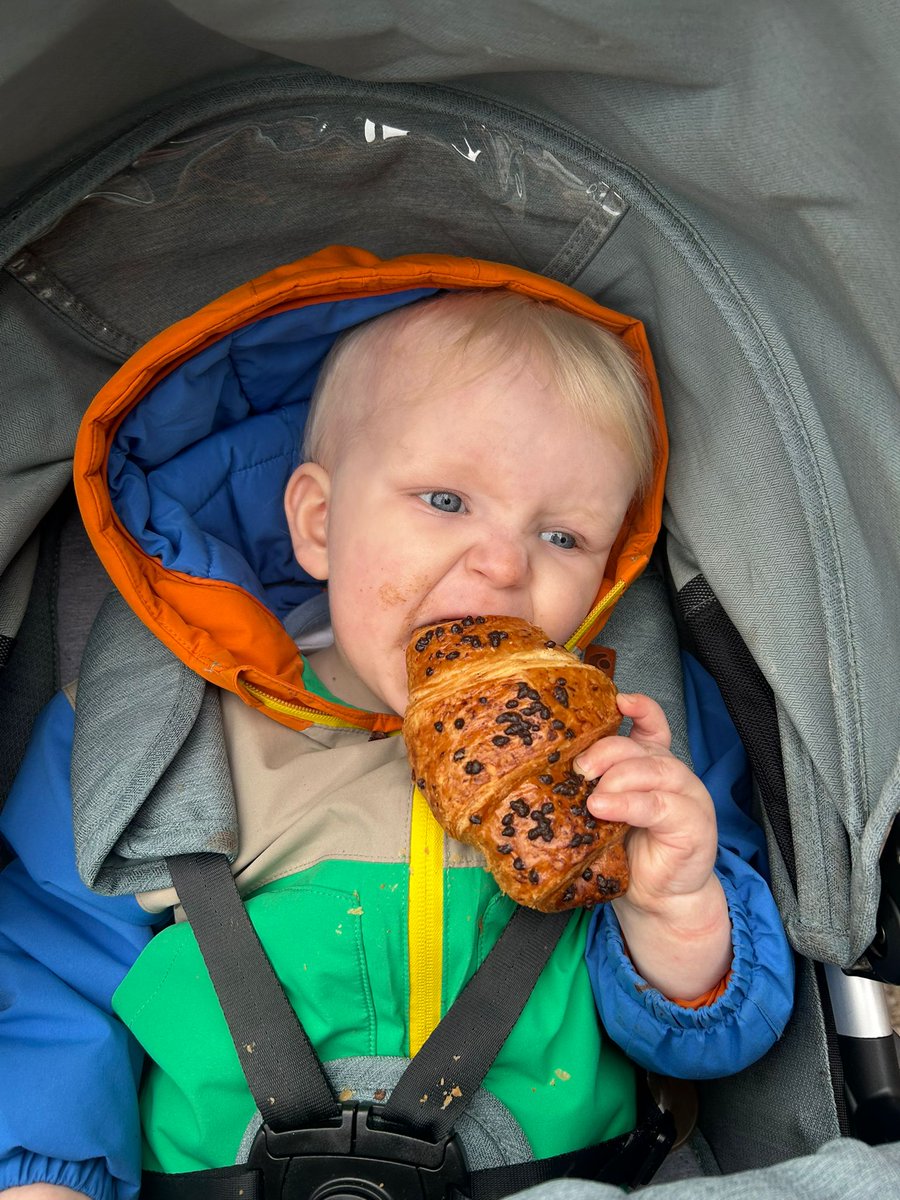 laytondunkley's tweet photo. My beautiful little boy! #growingupsofast https://t.co/fd7hXrd3Fk